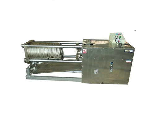 不銹鋼材質(zhì)全自動(dòng)臥式液壓榨油機(jī)DLW-100DS,自動(dòng)壓榨退榨，古法榨油機(jī)